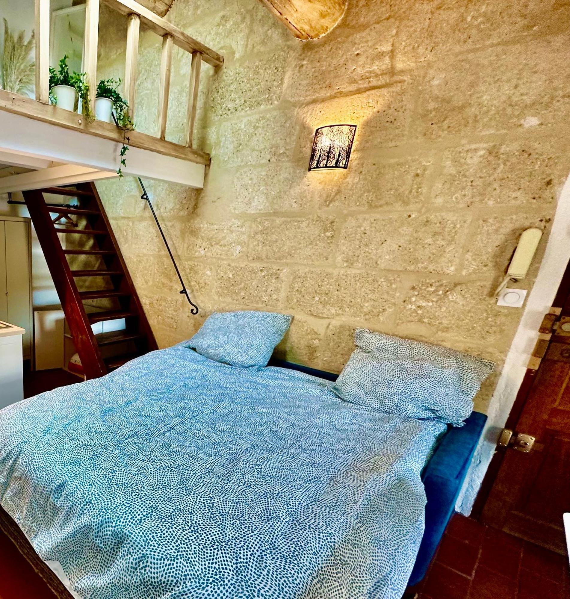 Appartement La Boheme : Gardon Et Pont Du Gard à Remoulins Extérieur photo